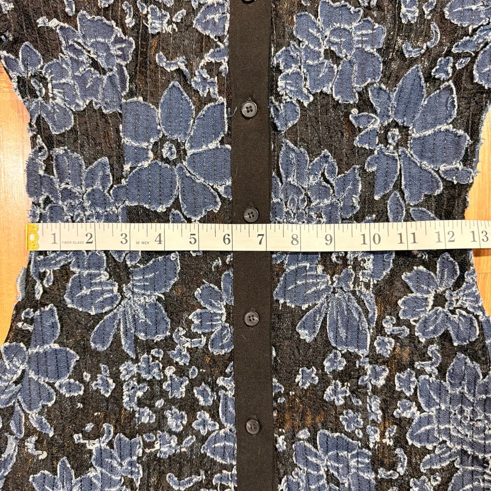 Revolve Aaizel Denim Lace Floral Burnout Sheer Collared Shirt Size 8 - Picture 6 of 10